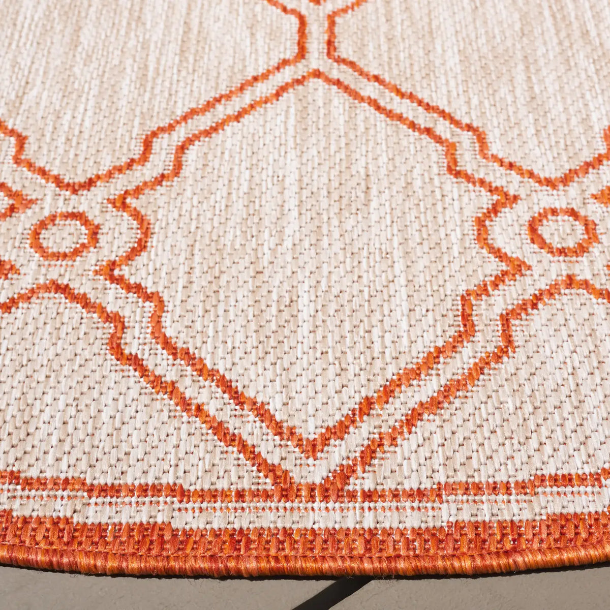 Safavieh Beach House 6'-7" x 6'-7" Rug in Beige / Orange