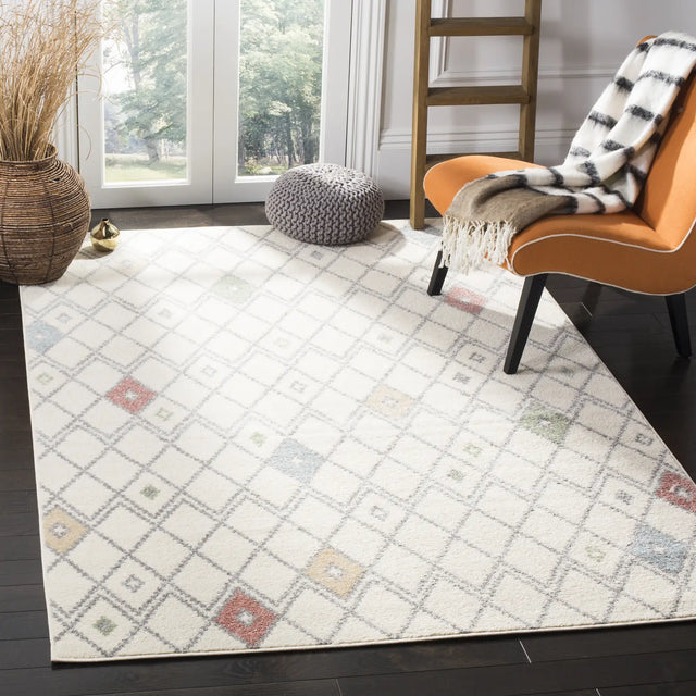 Safavieh Adirondack 4'-0" x 6'-0" Rug in Ivory / Multi
