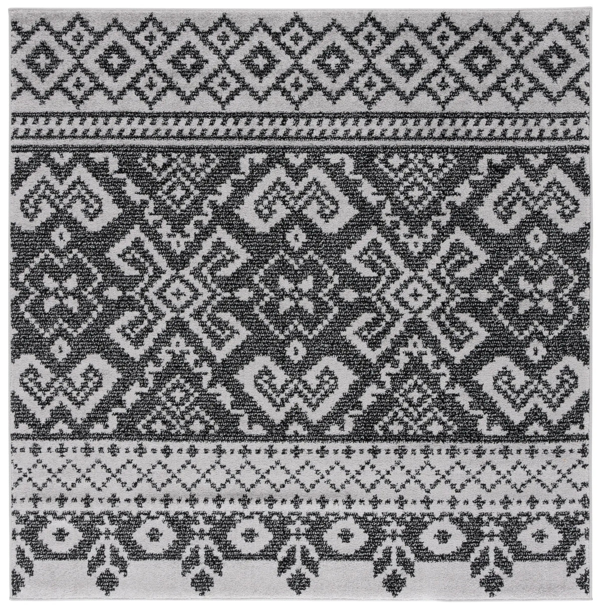 Safavieh Adirondack 6'-0" x 6'-0" Rug in Silver / Black