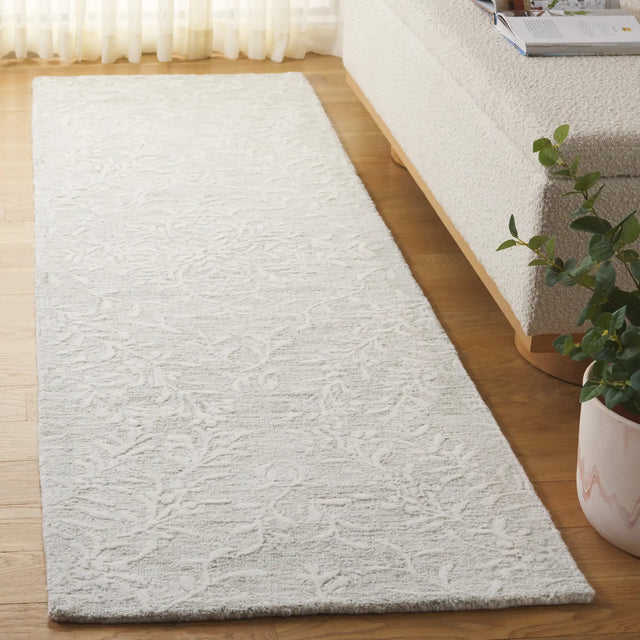 Safavieh Pine 2'-3" x 8'-0" Rug in Light Green / Ivory