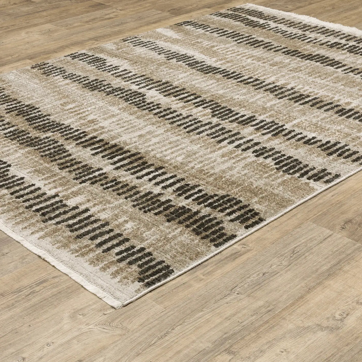 Oriental Weavers Bauer 8120D Beige/ Charcoal Rug - angle detail