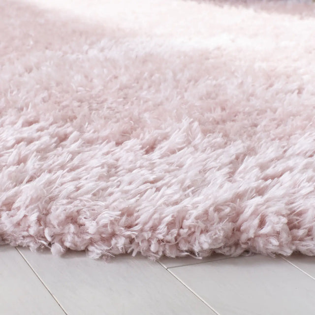 Safavieh Madrid Shag 200 5'-3" x 5'-3" Rug in Blush