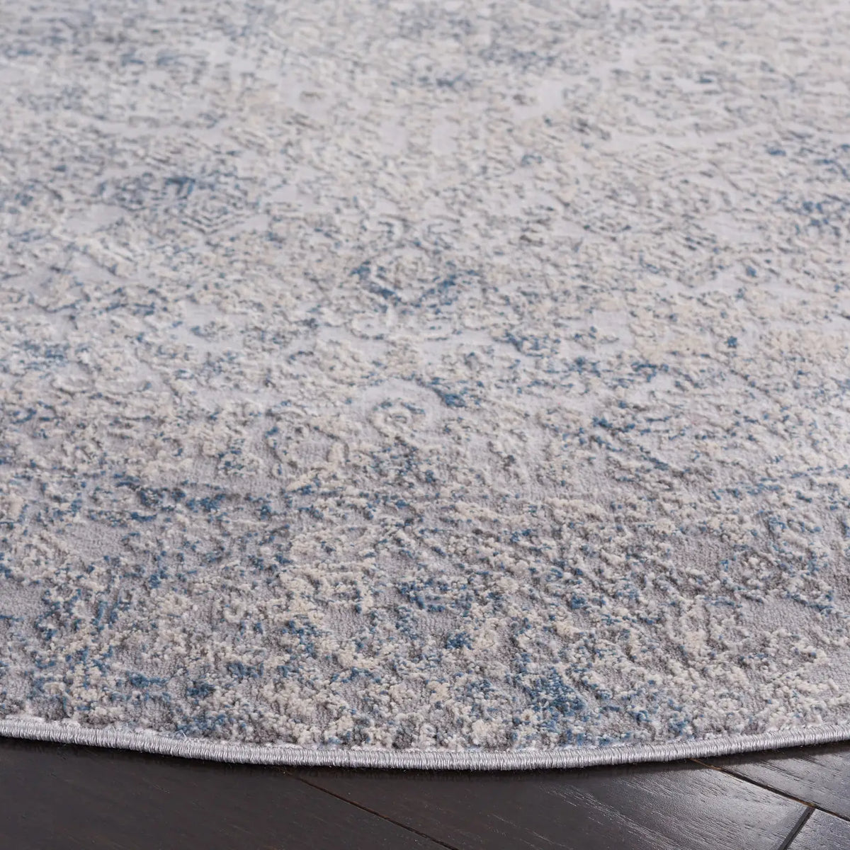 Safavieh Vogue 6'-7" x 6'-7" Rug in Grey / Blue