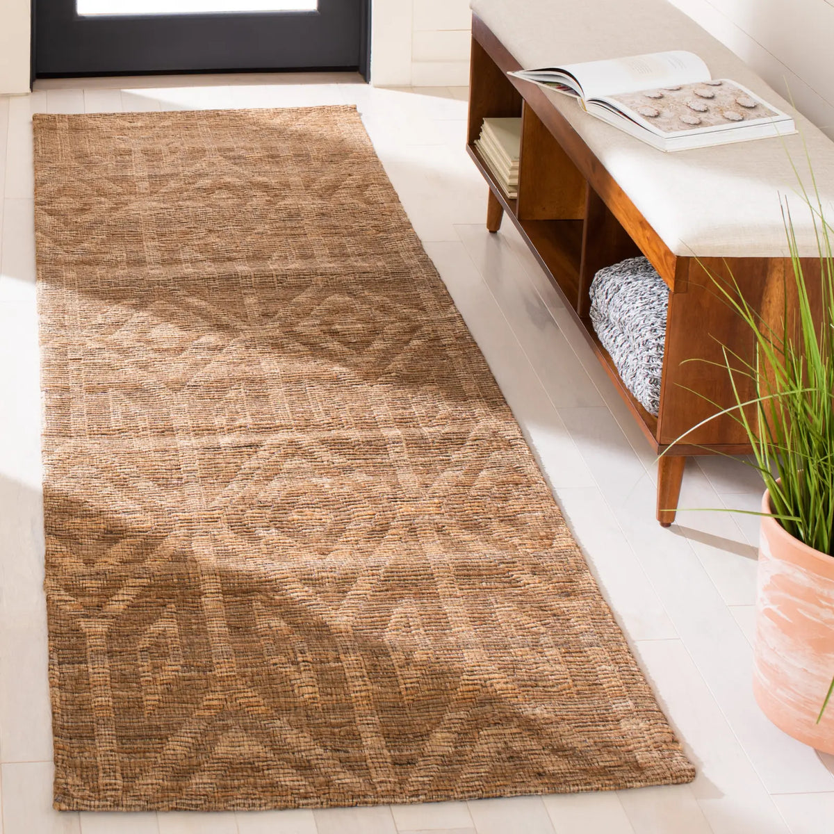 Safavieh Cape Cod 2'-3" x 8'-0" Rug in Camel