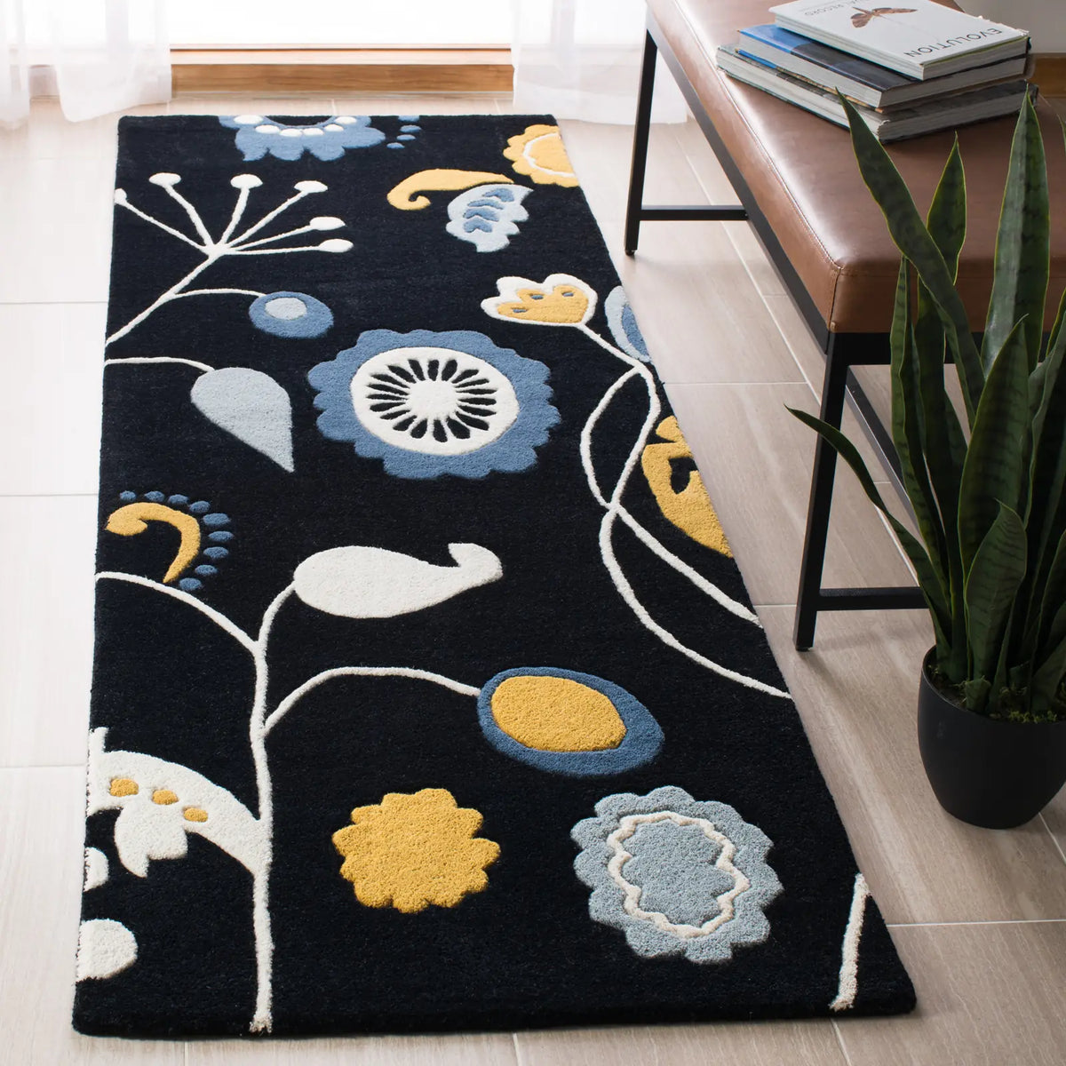 Safavieh Soho 2'-6" x 8'-0" Rug in Black / Multi