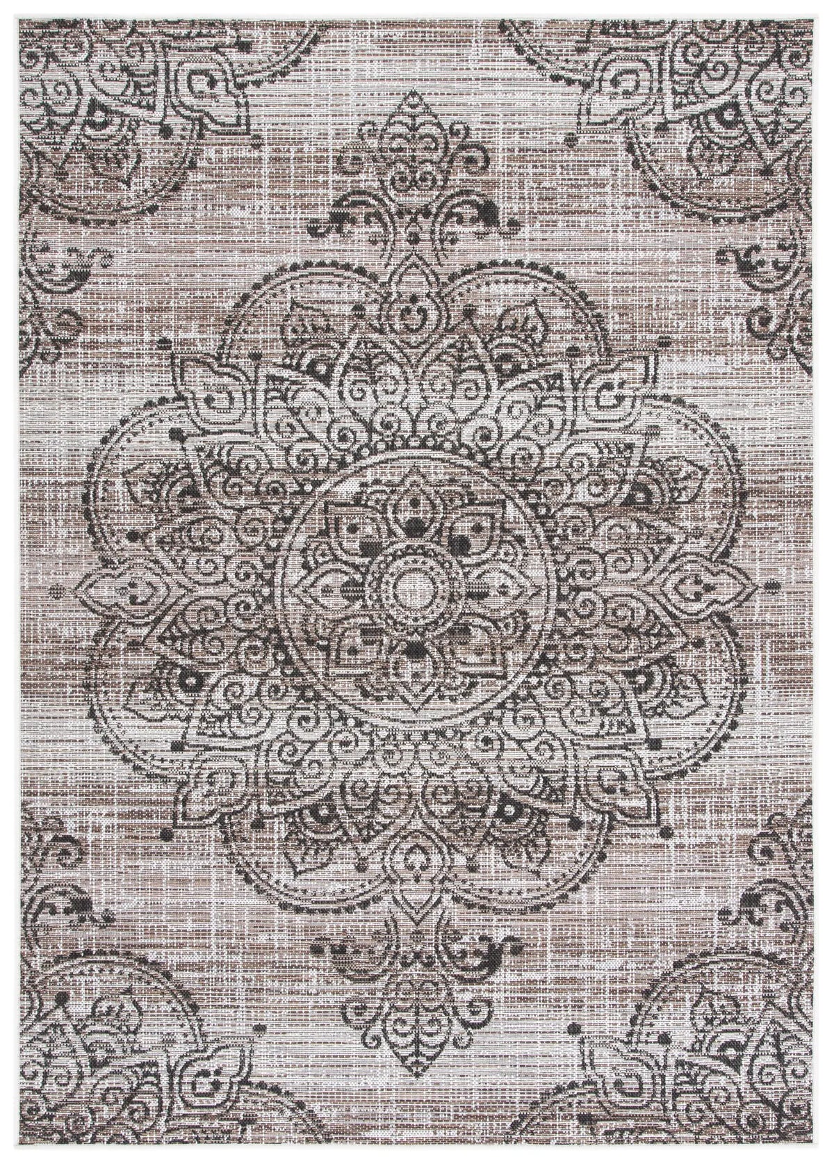 Safavieh Havana 4'-5" x 6'-5" Rug in Light Brown / Black