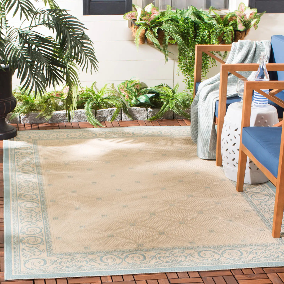 Safavieh Courtyard 5'-3" x 7'-7" Rug in Cream / Aqua