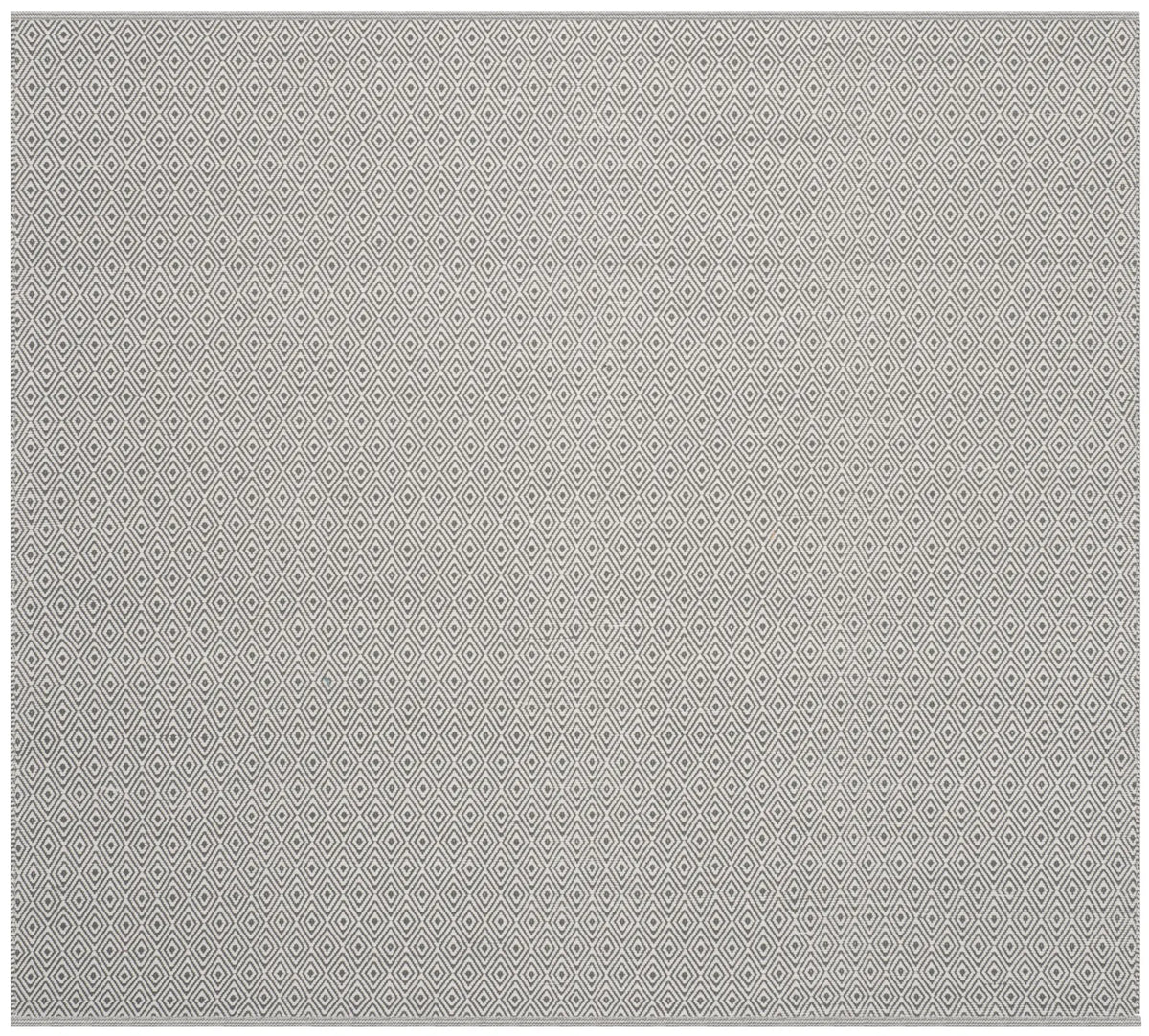 Safavieh Montauk 6'-0" x 6'-0" Rug in Ivory / Grey
