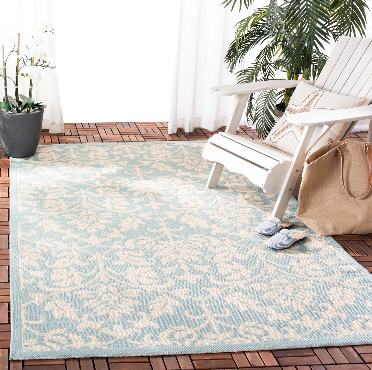 Safavieh Courtyard 5'-3" x 7'-7" Rug in Aqua / Cream