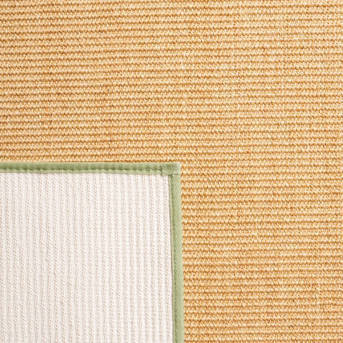 Safavieh Martha Stewart 4'-0" x 6'-0" Rug in Natural / Green