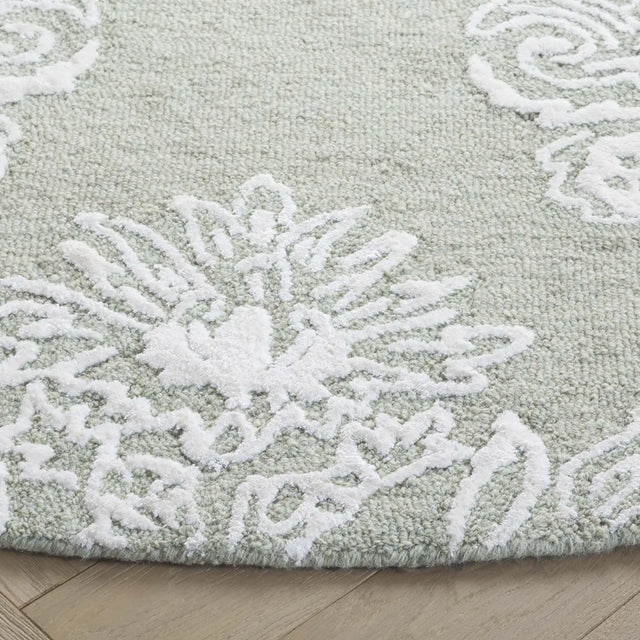 Safavieh Glamour 6'-0" x 6'-0" Rug in Sage / Ivory