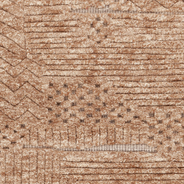 Chandra Keeley KEE-57002 Rust rug, close-up detail