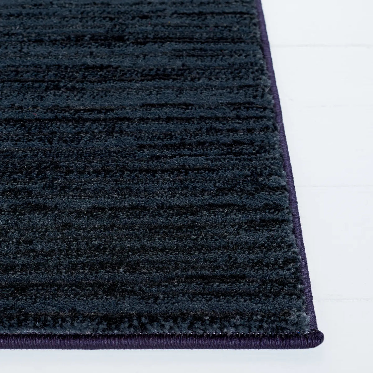 Safavieh Vision 4'-0" x 6'-0" Rug in Black