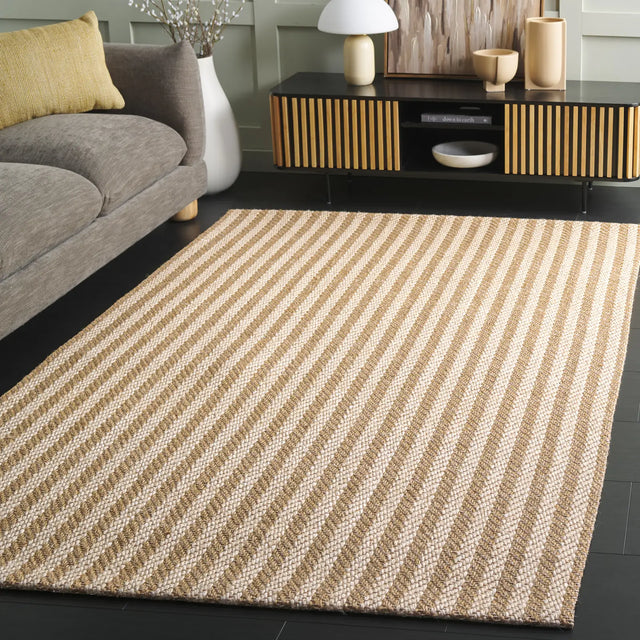 Safavieh Natural Fiber 5'-0" x 8'-0" Rug in Natural / Ivory