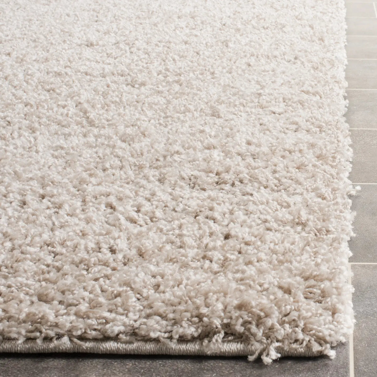 Safavieh Sgl-Laguna Shag 10'-0" x 14'-0" Rug in Sand