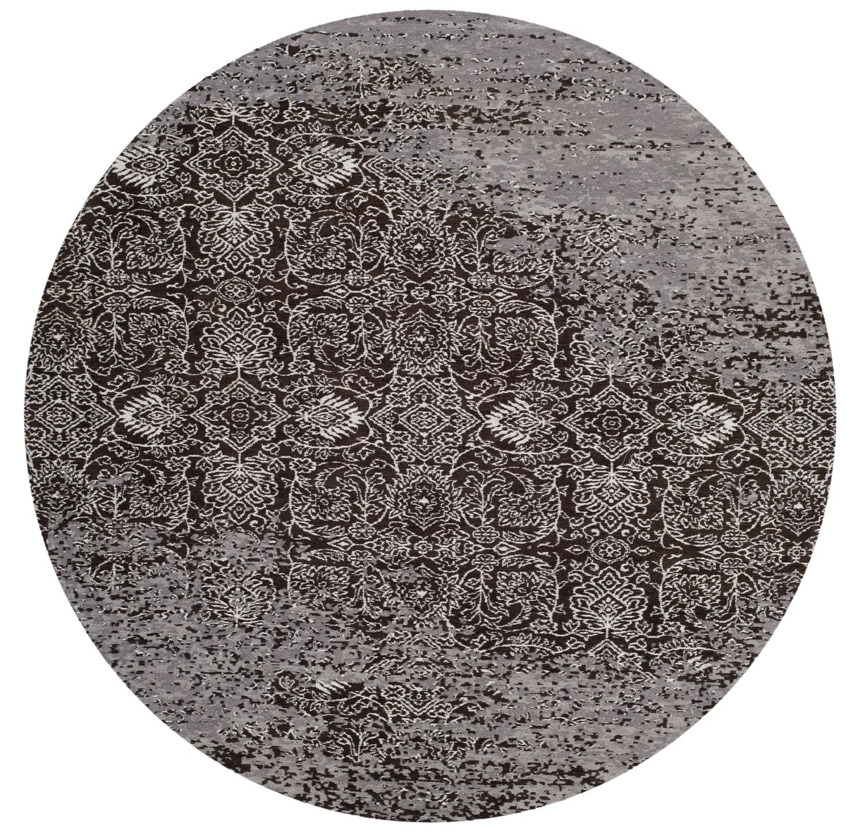 Safavieh Classic Vintage 6'-0" x 6'-0" Rug in Silver / Brown