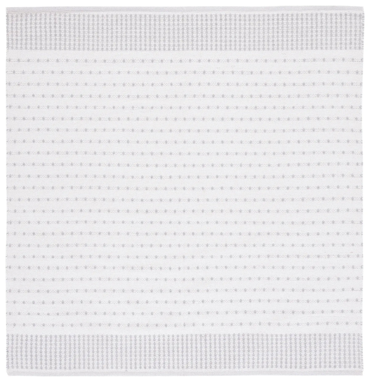 Safavieh Montauk 6'-0" x 6'-0" Rug in Light Grey / Ivory