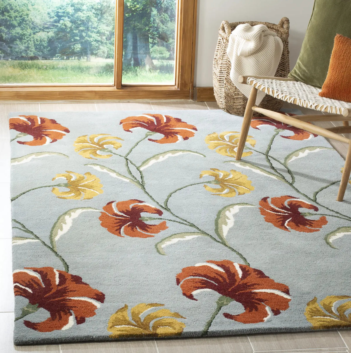Safavieh Soho 3'-6" x 5'-6" Rug in Blue / Multi