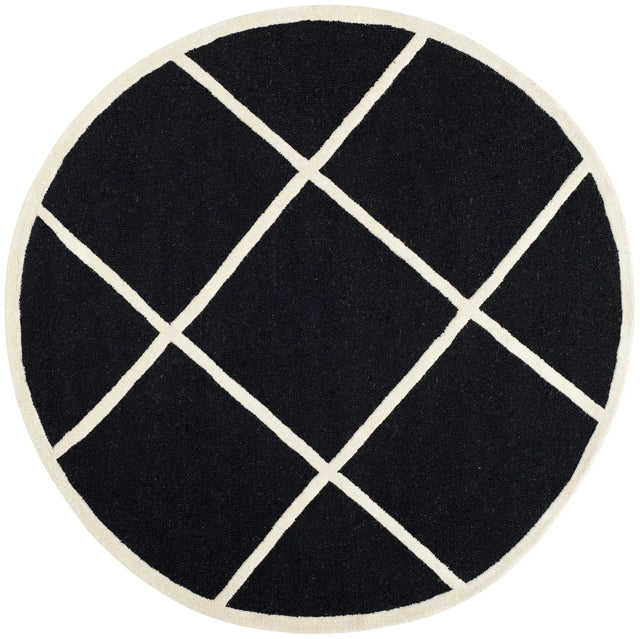 Safavieh Cambridge 6'-0" x 6'-0" Rug in Black / Ivory