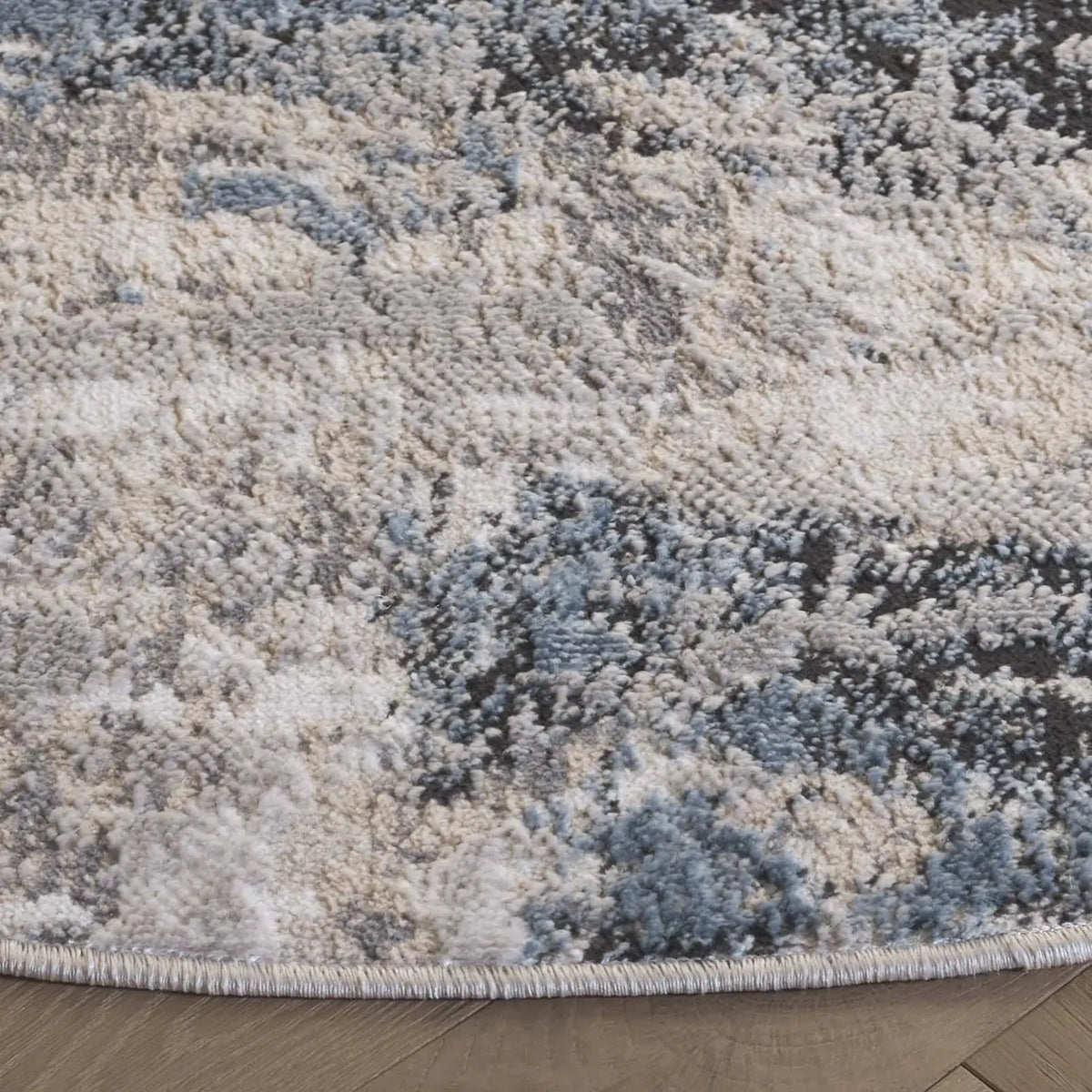 Safavieh Quincy 6'-7" x 6'-7" Rug in Ivory / Blue