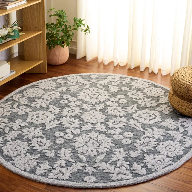 Safavieh Blossom 6'-0" x 6'-0" Rug in Grey / Ivory