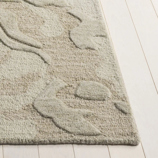 Safavieh Ebony 4'-0" x 6'-0" Rug in Green
