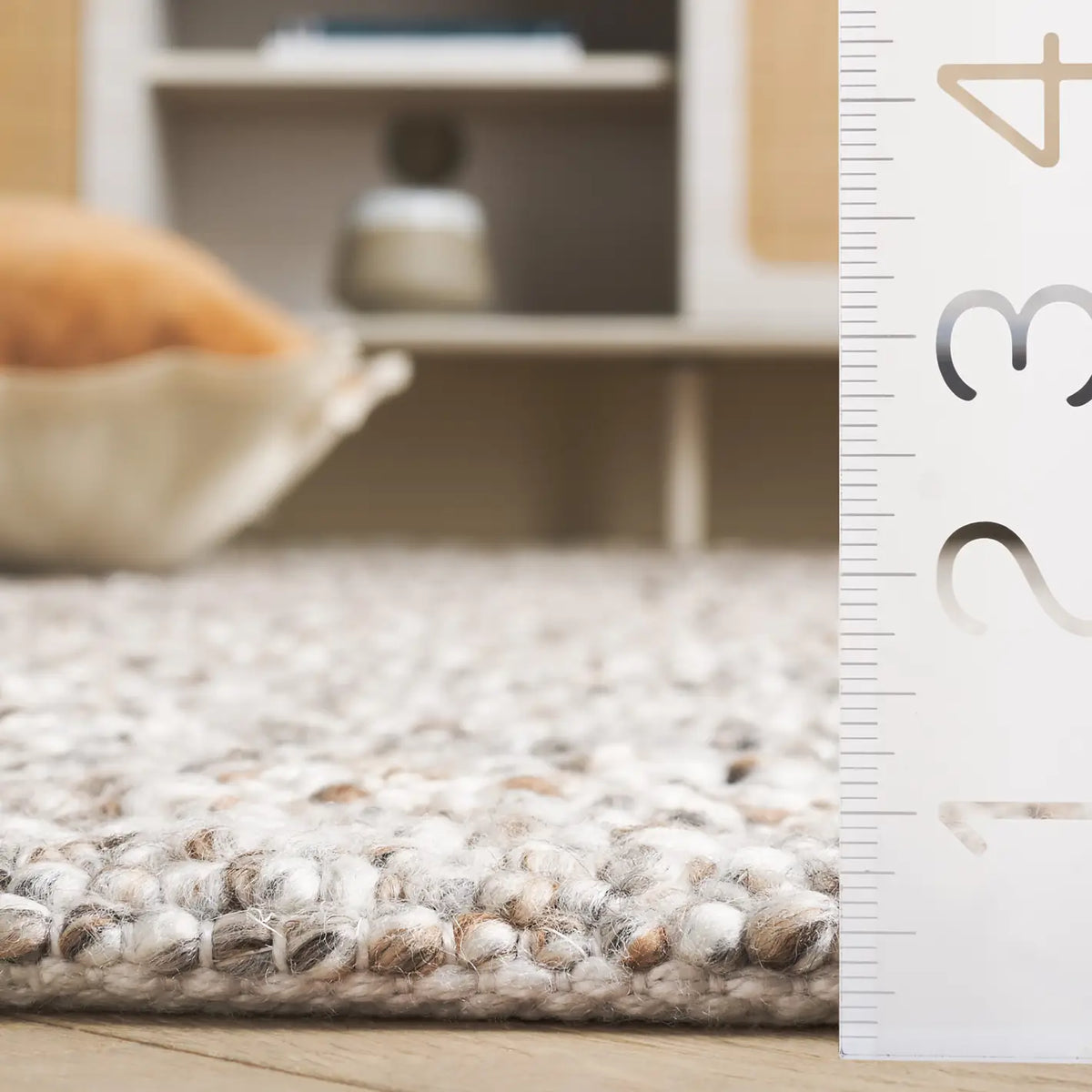 Safavieh Renewal 4'-0" x 6'-0" Rug in Natural / Grey