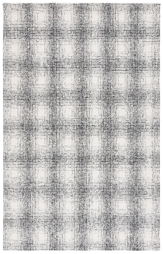Safavieh Ebony 4'-0" x 6'-0" Rug in Ivory / Black