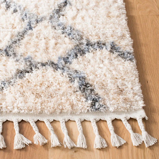 Safavieh Berber Fringe Shag 5'-3" x 7'-6" Rug in Cream / Grey