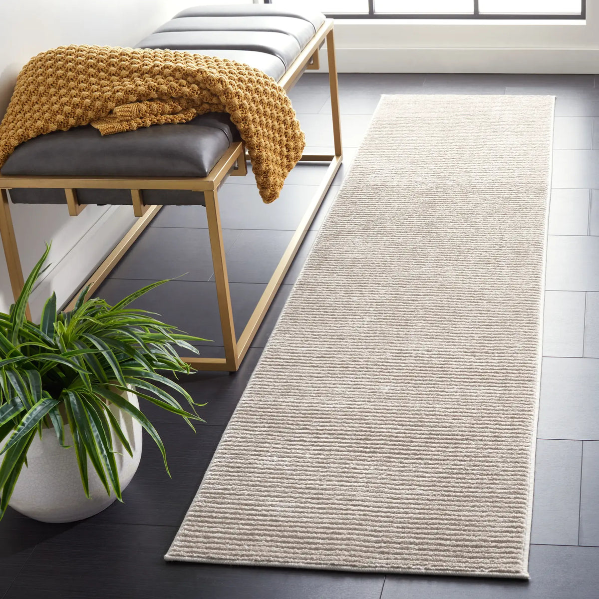 Safavieh Vision 2'-0" x 8'-0" Rug in Beige