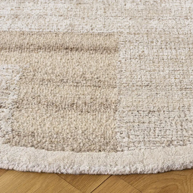 Safavieh Glamour 6'-0" x 6'-0" Rug in Ivory / Beige