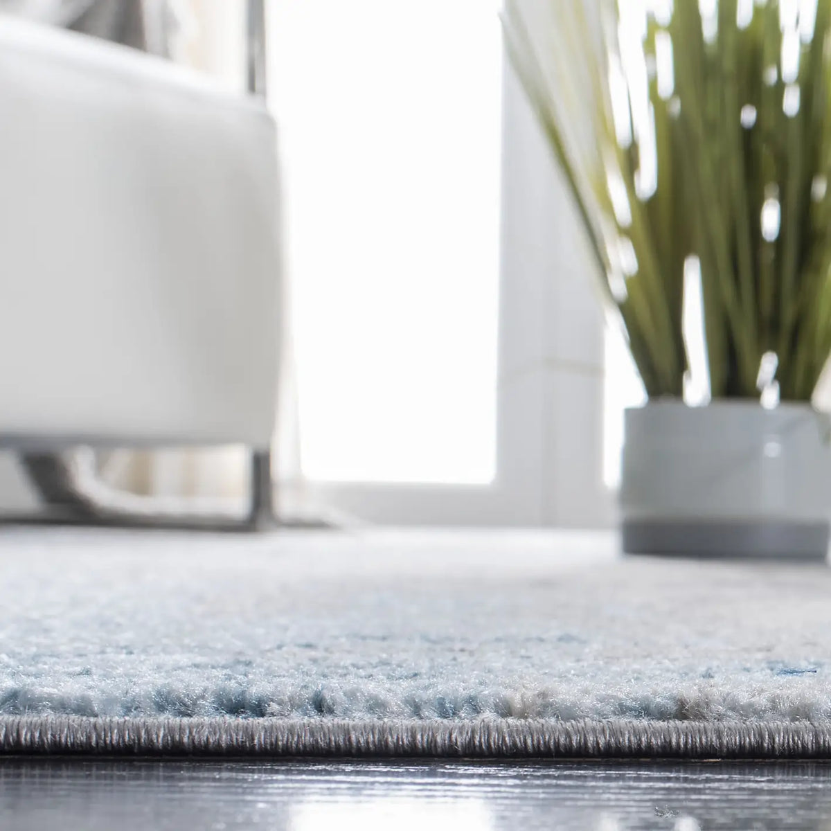 Safavieh Tulum 4'-0" x 6'-0" Rug in Grey / Blue