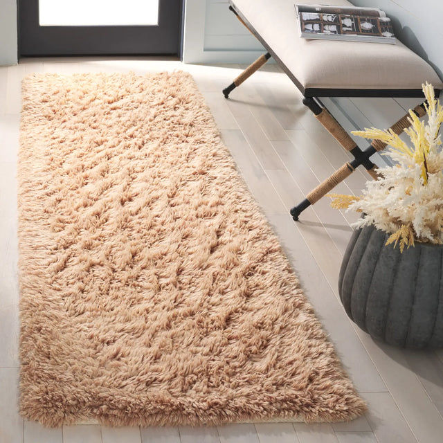 Safavieh Casablanca 2'-3" x 8'-0" Rug in Rust