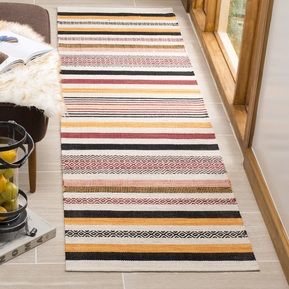 Safavieh Montauk 2'-6" x 10'-0" Rug in Red / Multi