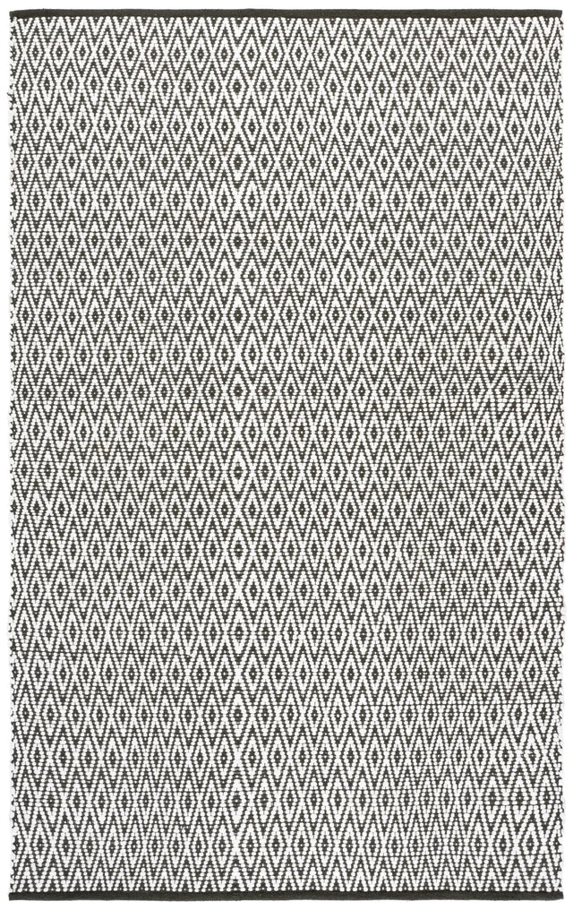 Safavieh Montauk 5'-0" x 8'-0" Rug in Ivory / Green