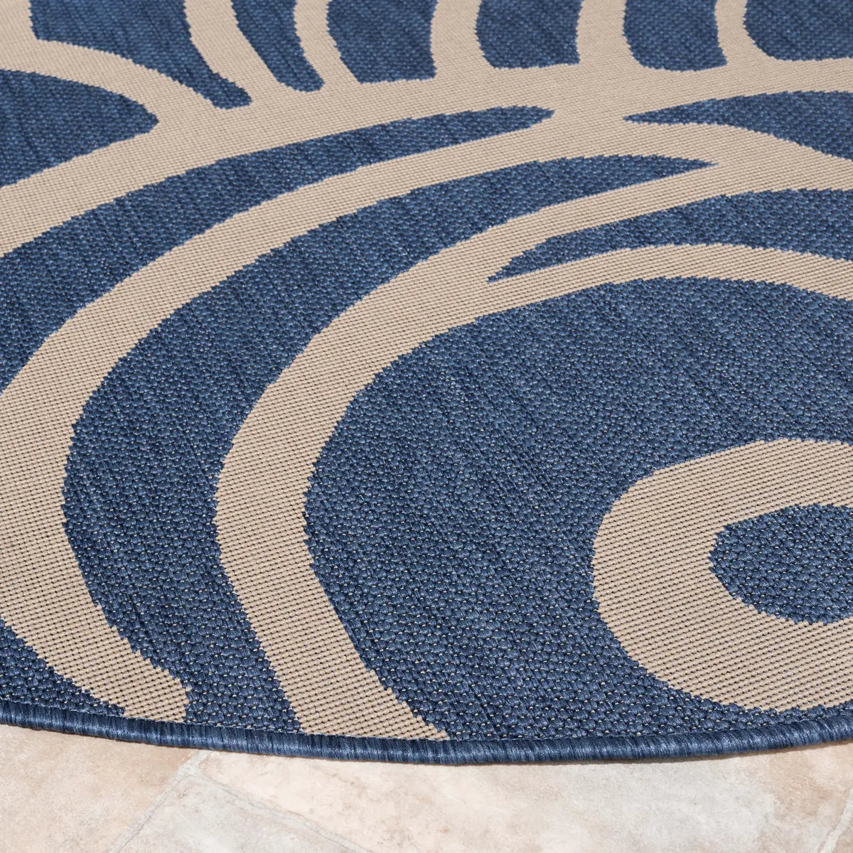 Safavieh Courtyard 7'-10" x 7'-10" Rug in Blue / Beige