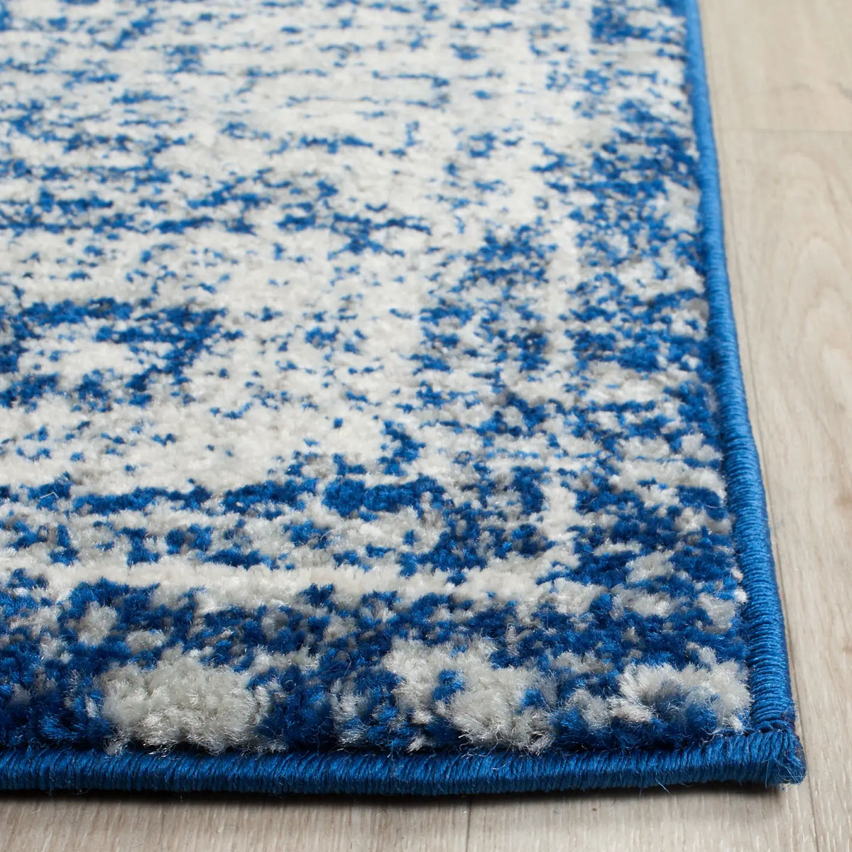 Safavieh Evoke 10'-0" x 14'-0" Rug in Navy / Ivory