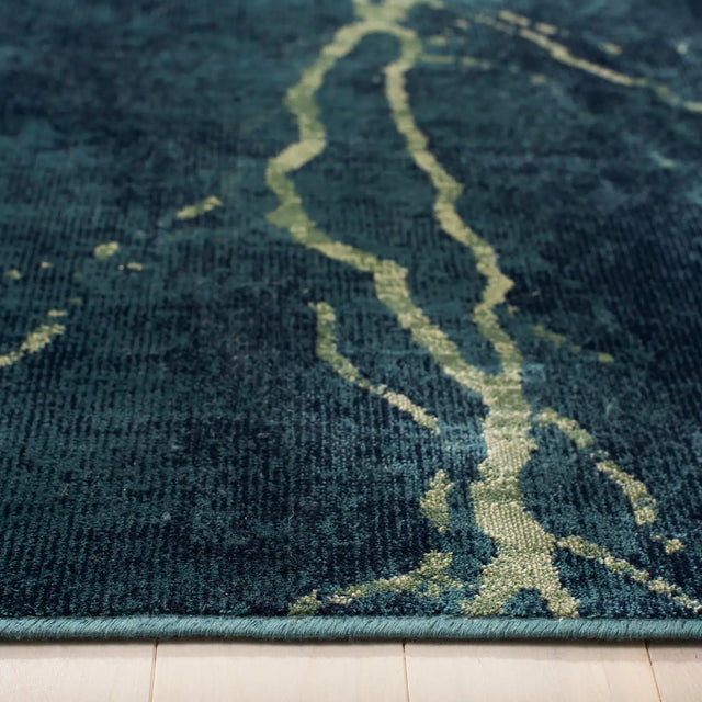 Safavieh Constellation Vintage 4'-0" x 5'-7" Rug in Turquoise / Multi