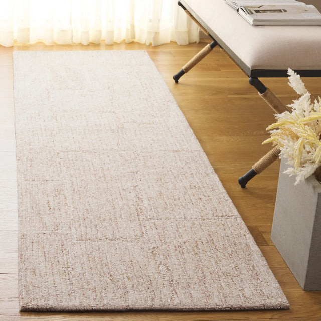 Safavieh Pine 2'-3" x 8'-0" Rug in Beige