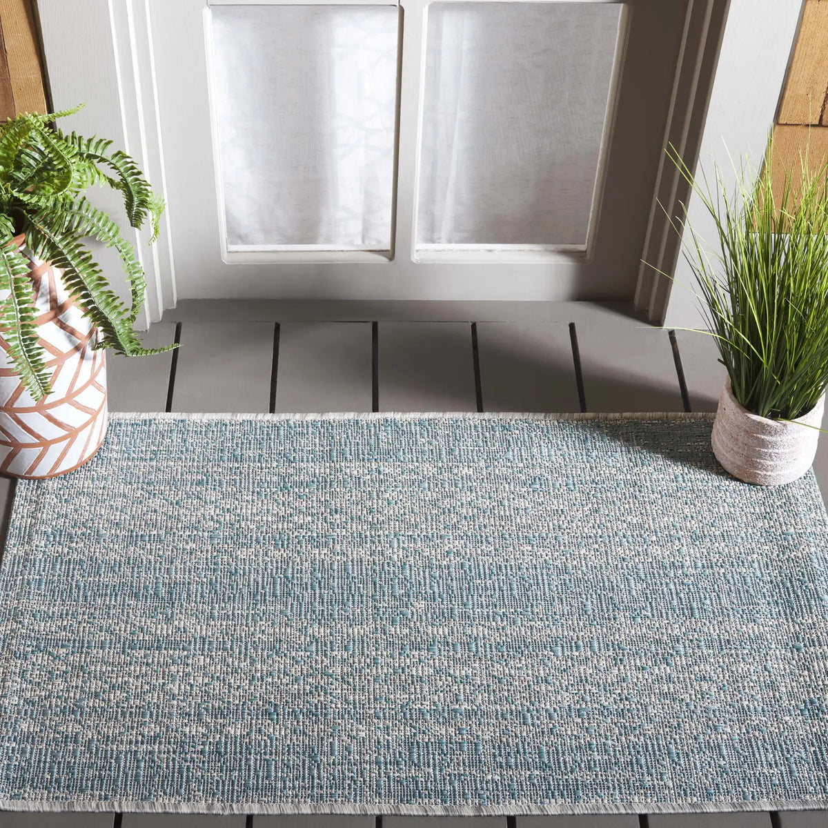 Safavieh Courtyard 2'-0" x 3'-7" Rug in Light Grey / Aqua