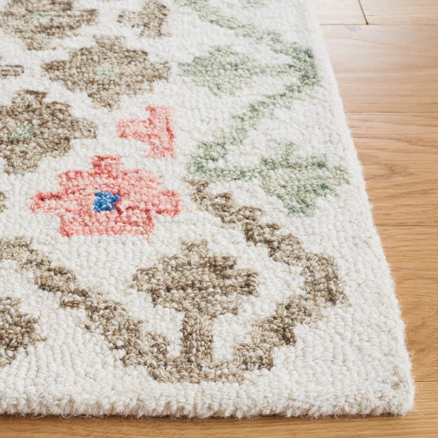 Safavieh Metro 4'-0" x 6'-0" Rug in Ivory / Blue