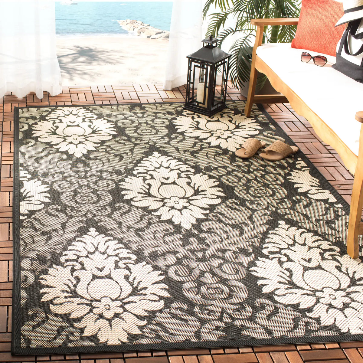 Safavieh Courtyard 4'-0" x 5'-7" Rug in Black / Sand