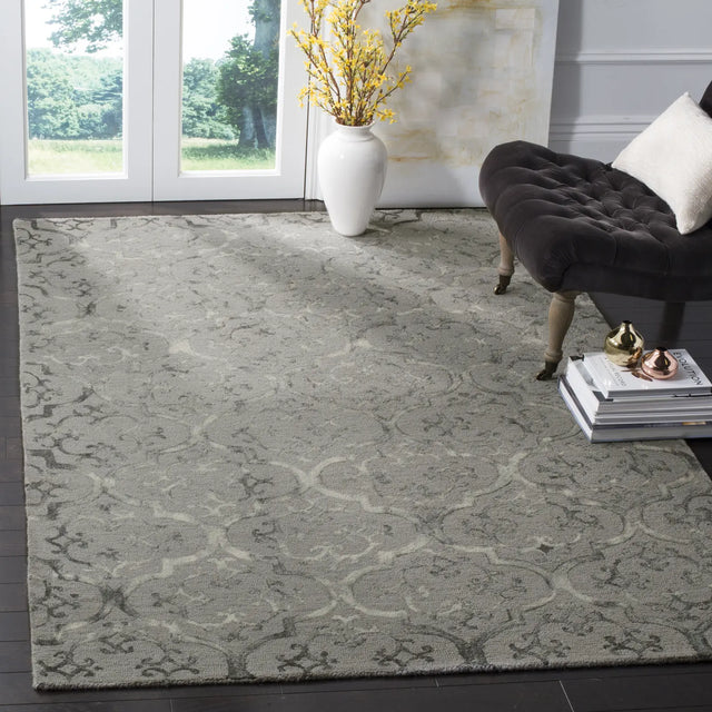 Safavieh Dip Dye 5'-0" x 8'-0" Rug in Grey