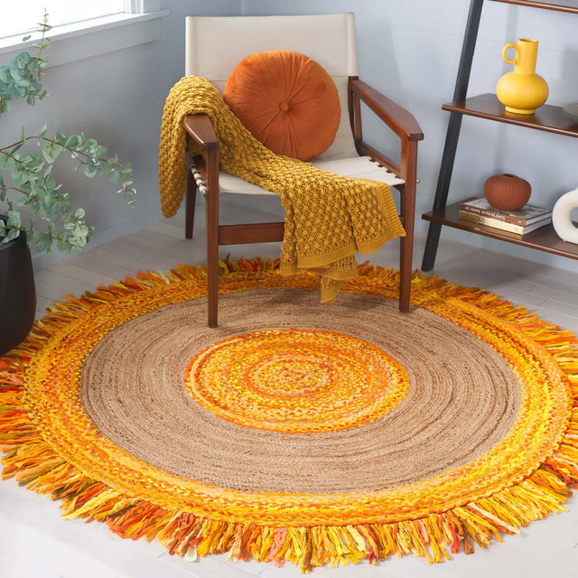 Safavieh Cape Cod 5'-0" x 5'-0" Rug in Gold / Natural