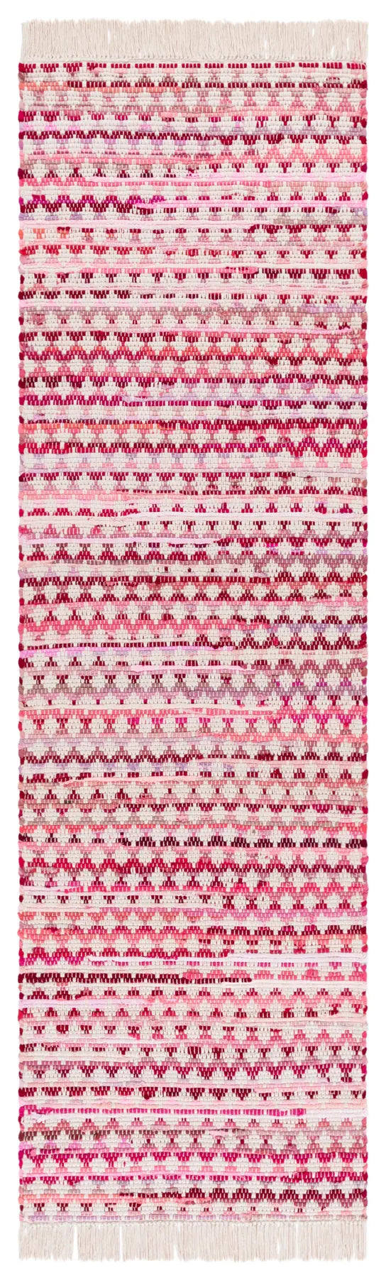 Safavieh Montauk 2'-3" x 8'-0" Rug in Pink / Ivory
