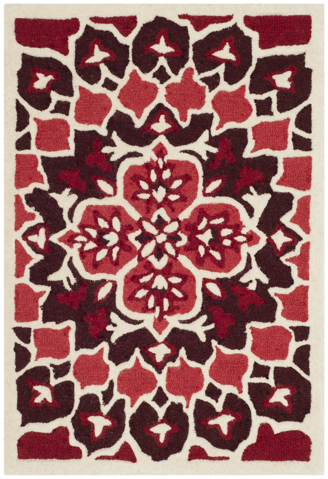 Safavieh Bellagio 2'-0" x 3'-0" Rug in Red / Ivory