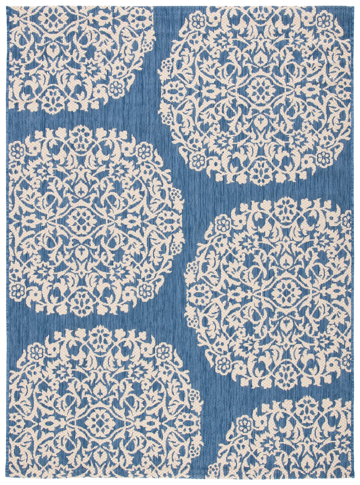 Safavieh Courtyard 4'-5" x 6'-5" Rug in Blue / Ivory