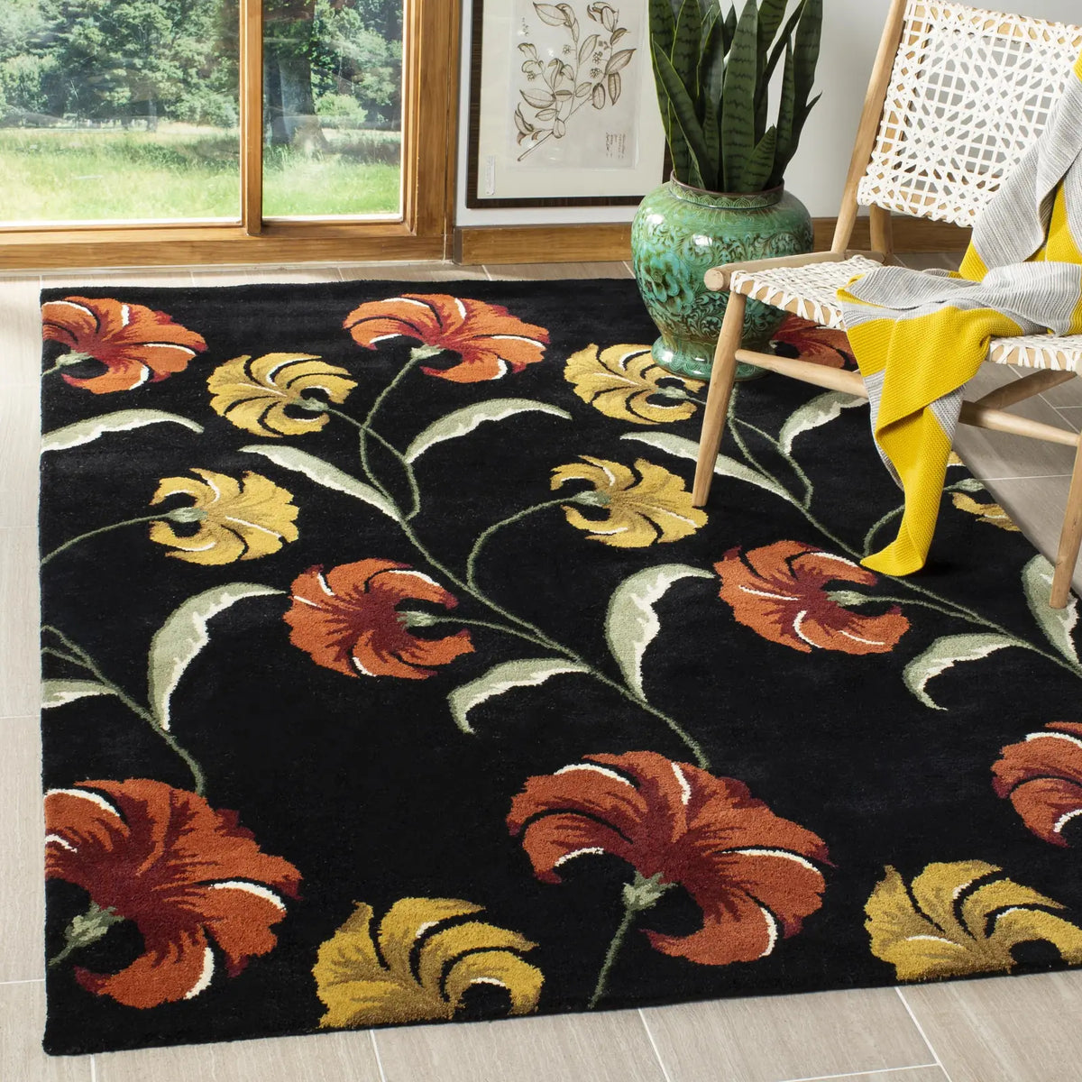 Safavieh Soho 3'-6" x 5'-6" Rug in Black / Multi