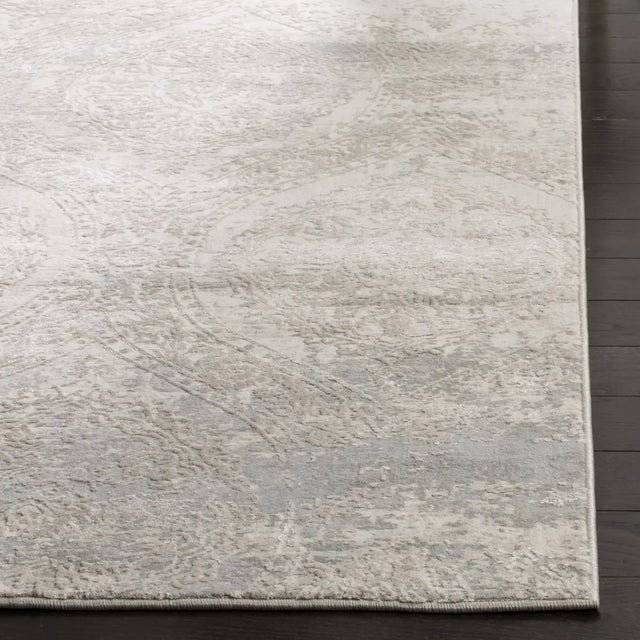 Safavieh Princeton 5'-3" x 7'-6" Rug in Grey / Beige