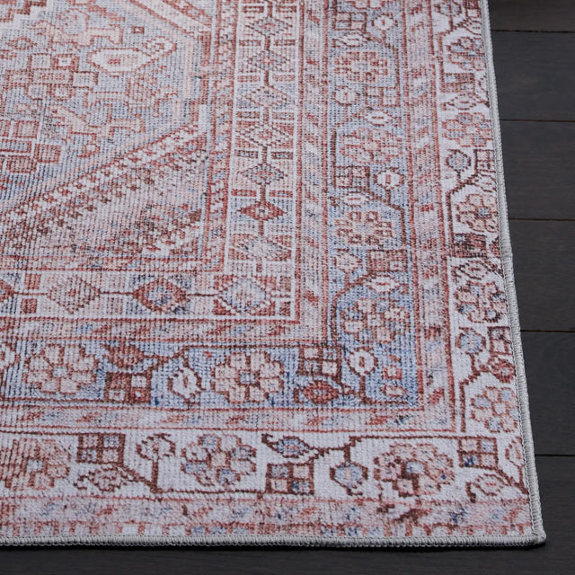 Safavieh Tucson 4'-0" x 6'-0" Rug in Grey / Rust